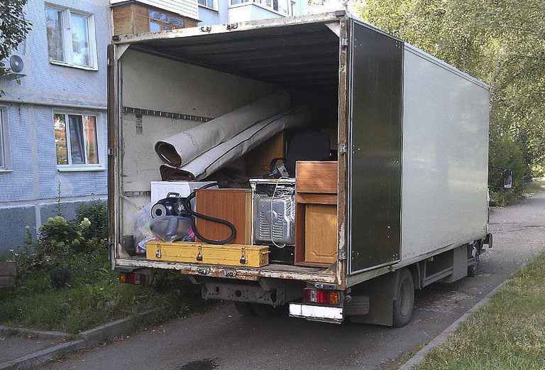 Перевозка строительных грузов дешево из Глазова в Санкт-Петербург